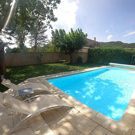 Avec Piscine Villa *