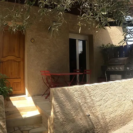 Avec Piscine Villa *